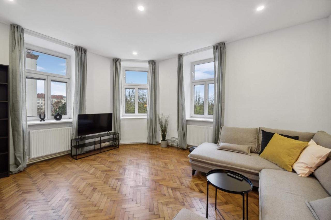 Big Spacious Central Apartment In Vienna Viena Exterior foto